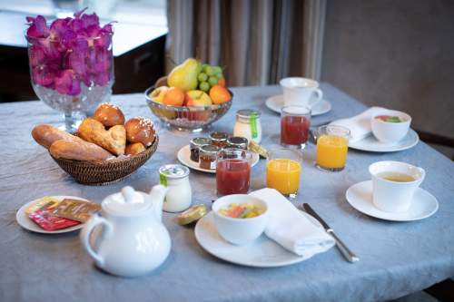 → Hostellerie Pennafort · Hotel and Gastronomic Restaurant · Var 83 - Breakfast