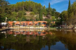 Hôtel Spa Var · Hôtel avec piscine à Callas · Les Gorges de Pennafort